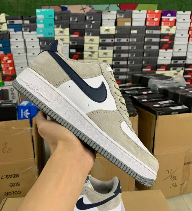AF1
