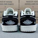 AJ1 Low x KAWS x Air Jordan 1 Low Sample