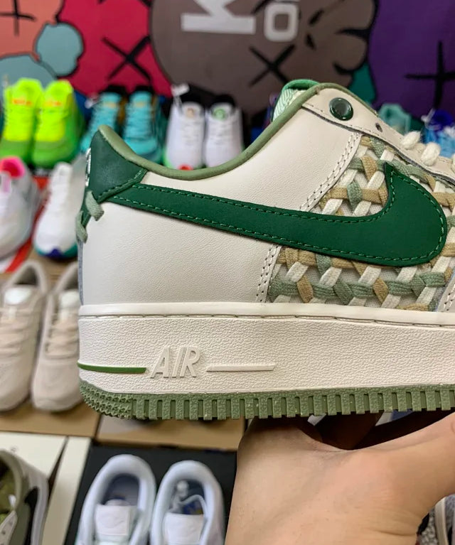 AF1