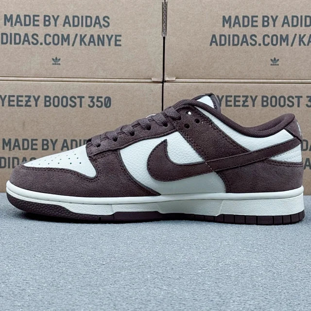 Dunk SB Brown And White