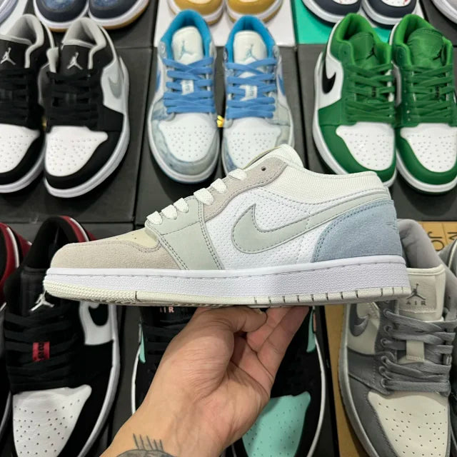 AJ1 Low