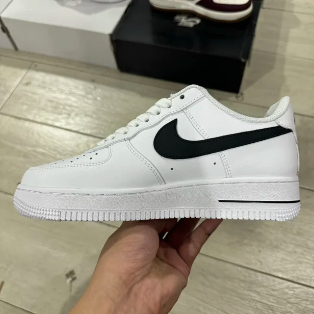 AF1 WHITE/BLACK