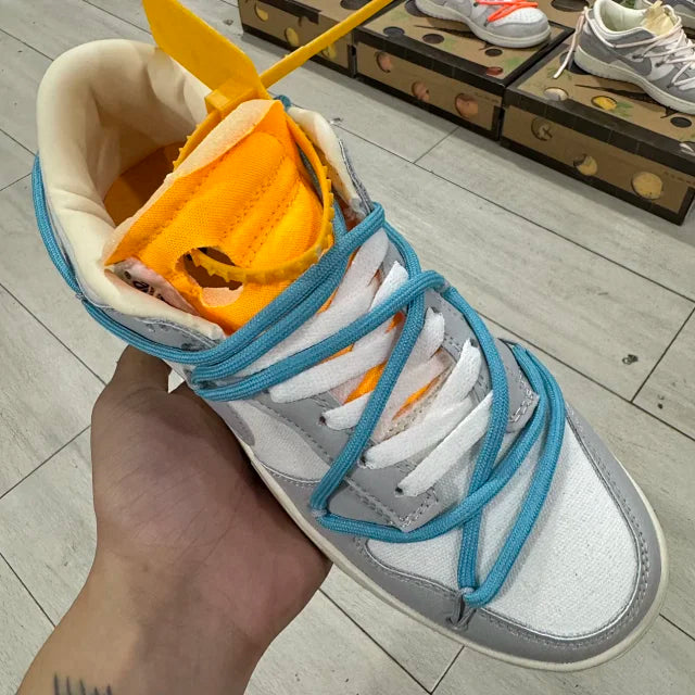 Dunk Low Fora N.º 02