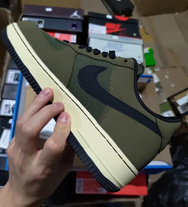 AF1
